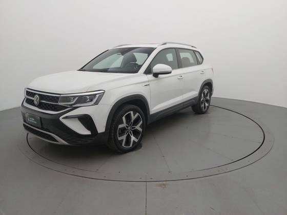 VOLKSWAGEN TAOS 1.4 250 TSI TOTAL FLEX HIGHLINE AUTOMÁTICO